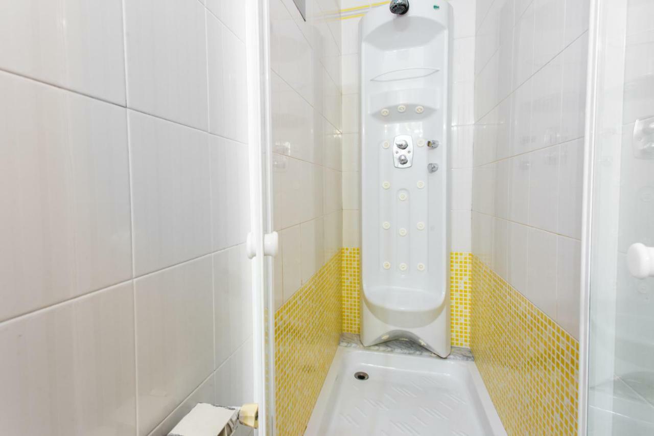 Friendly Rentals Rambla Flower Barcelona Buitenkant foto